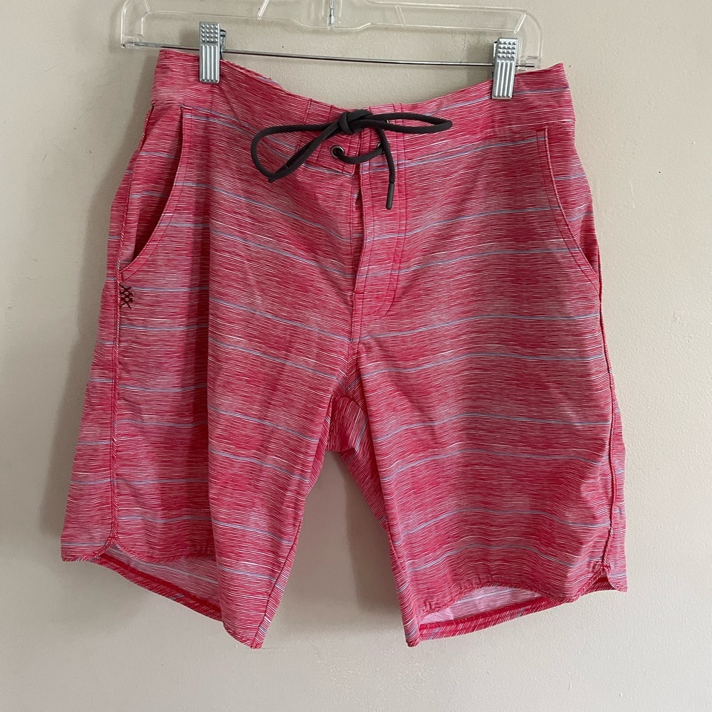 Rhone Men's Tech Board Short Unlined 9" Inseam Swim Trunks Striped Size 30